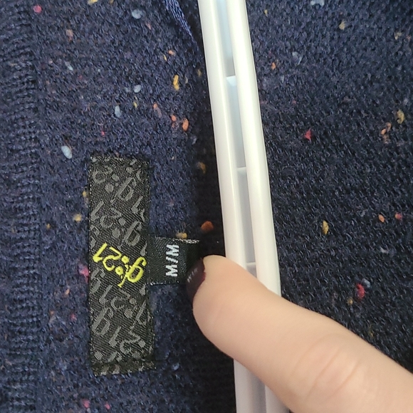 Cute multi colored Cardigan with elbow pads - Picture 4 of 7